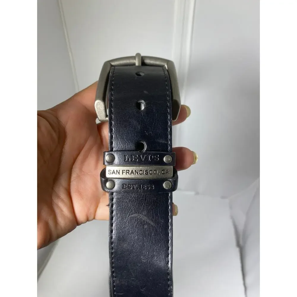 Levis levi’s black